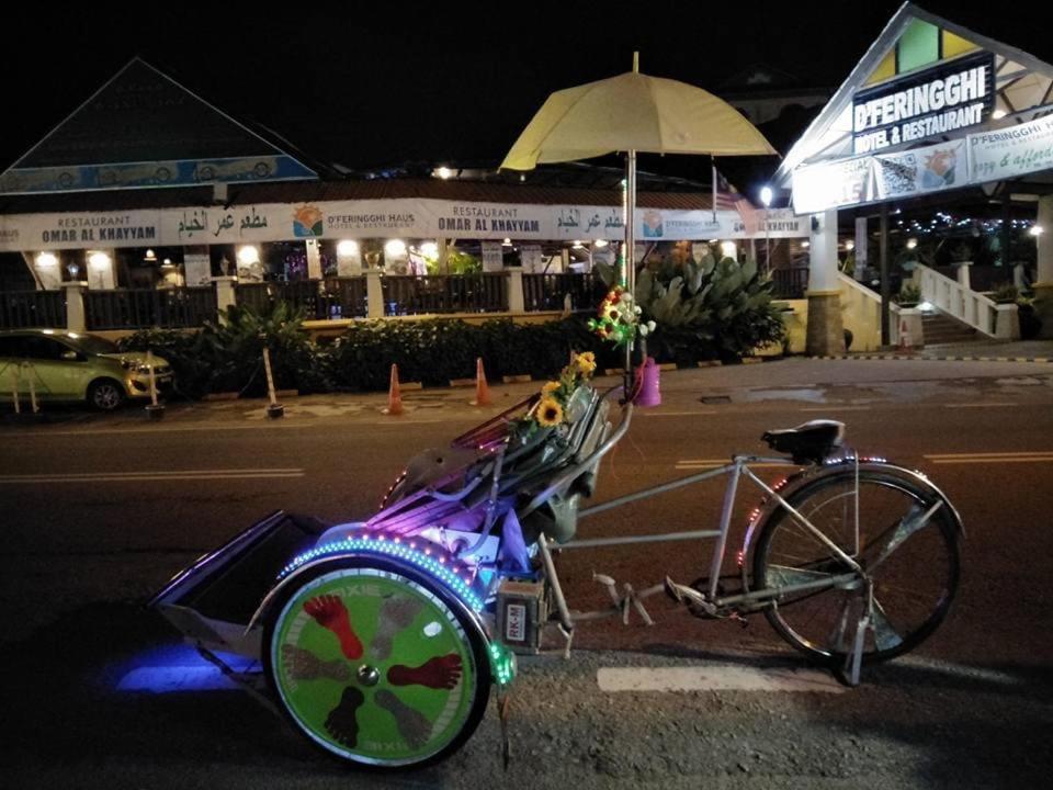 Airbnb At Sri Sayang Batu Ferringhi Beach Kültér fotó